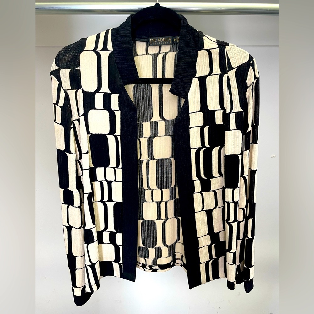 PICADILLY FASHION, Open Knit Shirt. Size PS